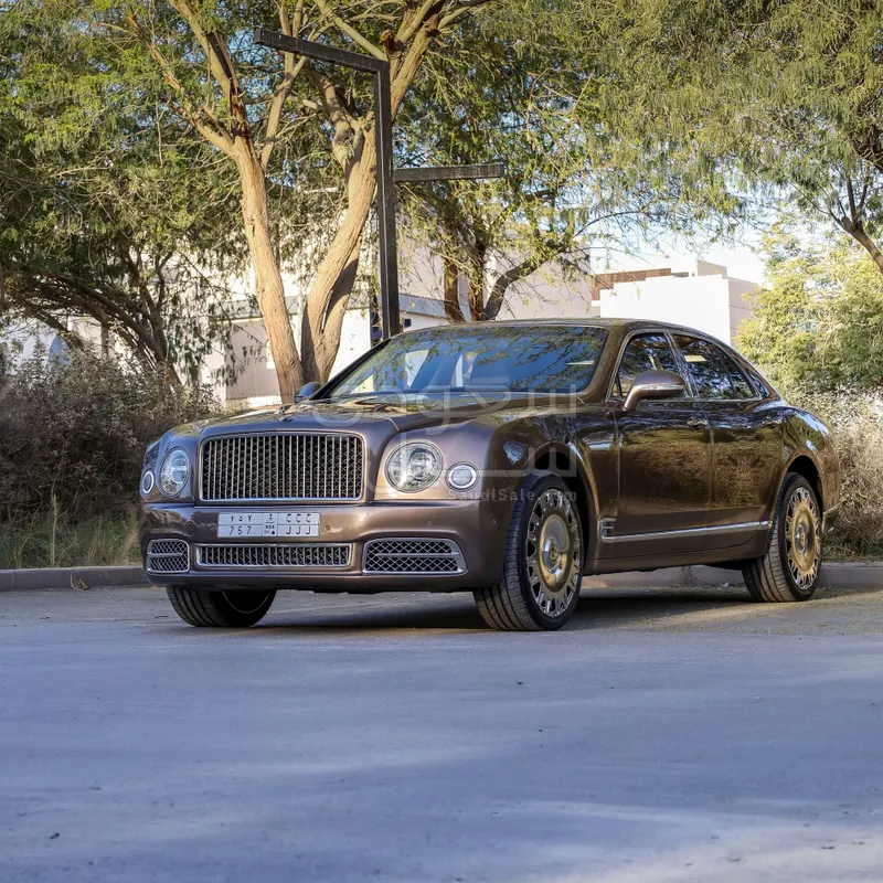 2014 بنتلي مولسان