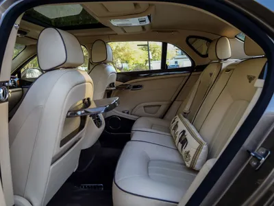 2014 بنتلي مولسان