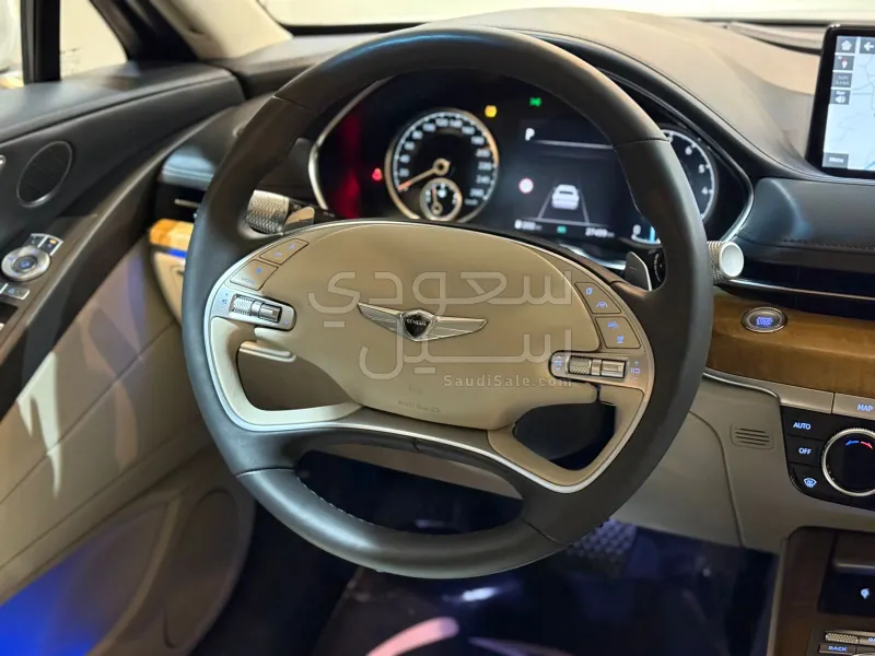 2023 Genesis G 80