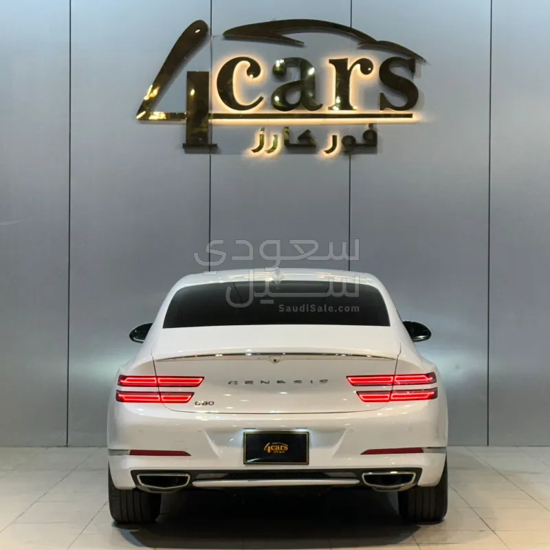 2023 Genesis G 80