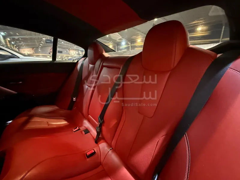 2016 بي ام دبليو الفئة ام إم 6 كومبيتيشن باكج