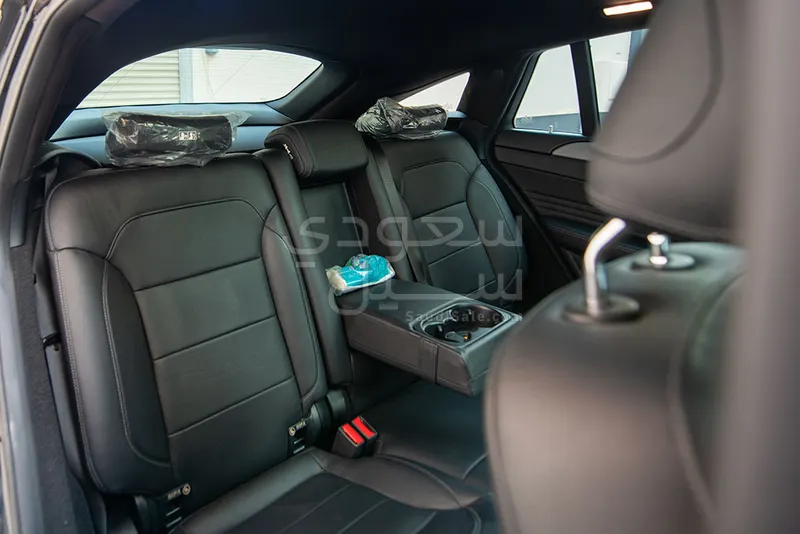 2016 مرسيدس - بنز جي إل إي 43 أي إم جي