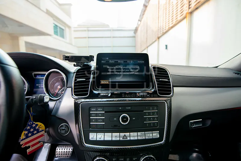 2016 مرسيدس - بنز جي إل إي 43 أي إم جي