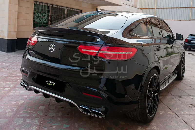 2016 مرسيدس - بنز جي إل إي 43 أي إم جي