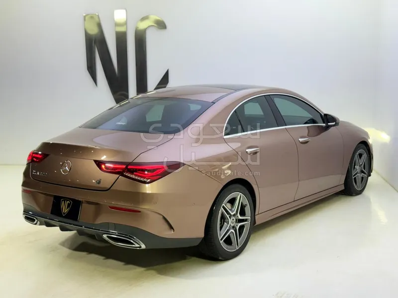 2022 مرسيدس - بنز سي إل أي 200