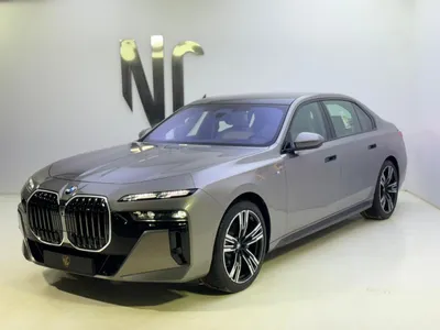 2026 بي ام دبليو الفئة السابعة 735أي