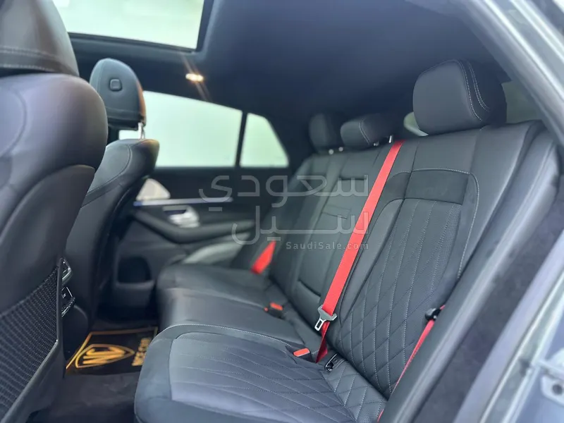 2024 مرسيدس - بنز جي إل إي 63إس أي إم جي