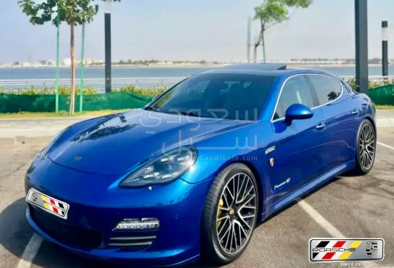 2010 بورش بانميرا 4 اس