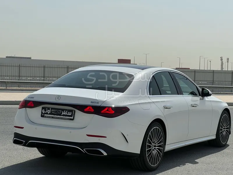 2025 مرسيدس - بنز إي 200 أي إم جي