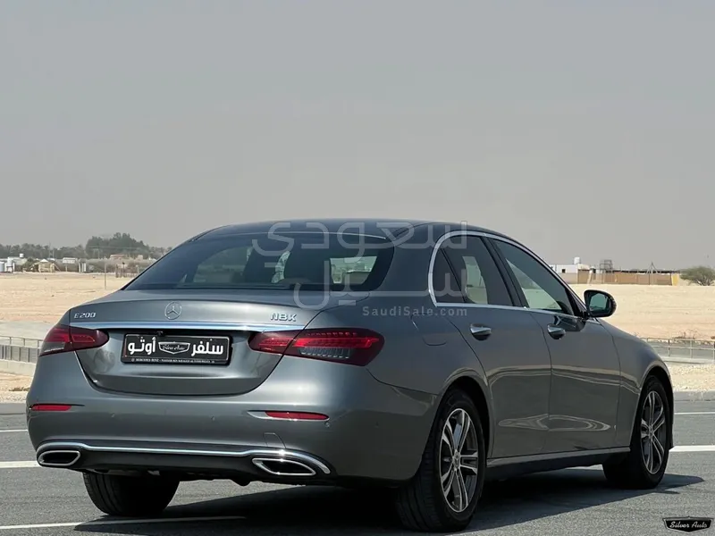 2023 مرسيدس - بنز إي 200