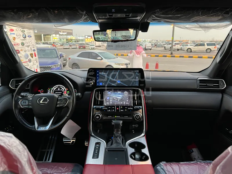 2026 لكزس إل إس 600