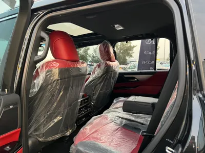 2026 لكزس إل إس 600