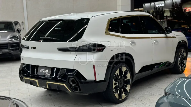 2023 بي ام دبليو اكس ام