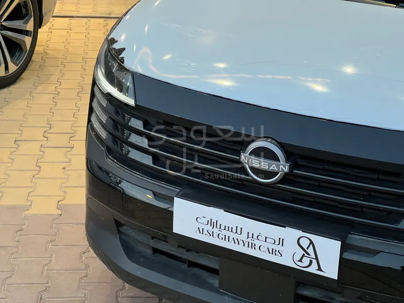 2025 نيسان كيكس اس في