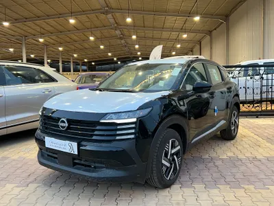 2025 نيسان كيكس اس في