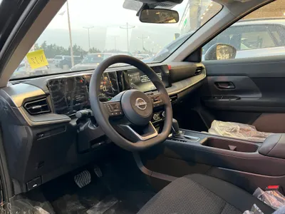 2025 نيسان كيكس اس في