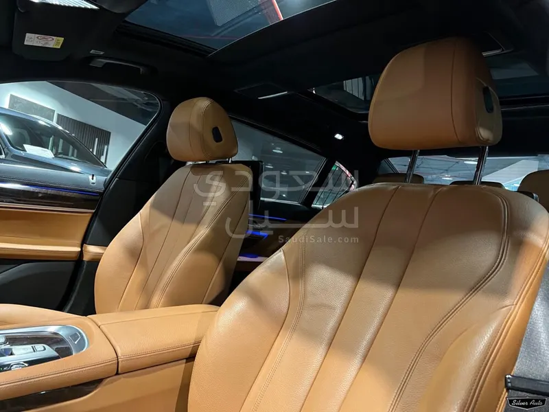 2019 بي ام دبليو الفئة السابعة 730 إل أي