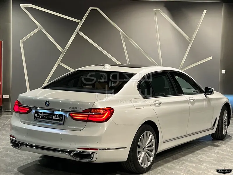 2019 بي ام دبليو الفئة السابعة 730 إل أي