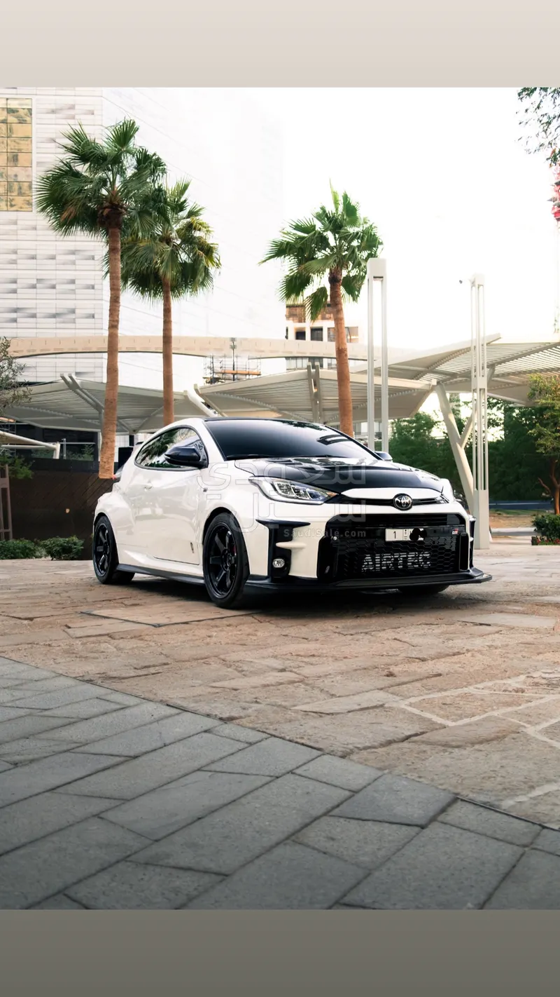 2022 تويوتا ياريس جي ار