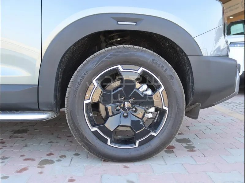 2025 بايك بي جاي 30