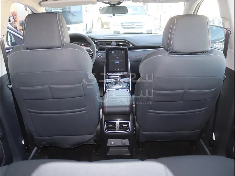 2025 ماكسيوس دي 60