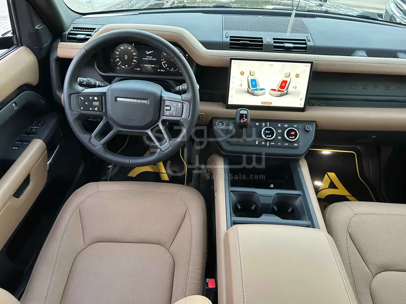 2025 لاند روفر ديفيندر اكس داينمك