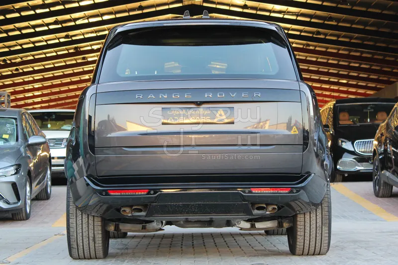 2025 لاند روفر رينج روفر اوتوبيوغرافي فرست اديشن