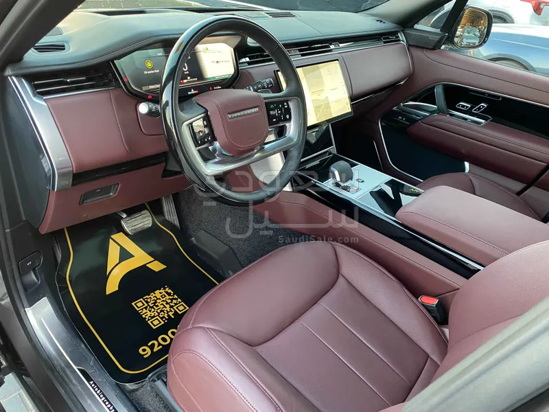 2025 لاند روفر رينج روفر اوتوبيوغرافي فرست اديشن