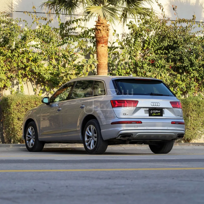 2018 اودي كيو 7