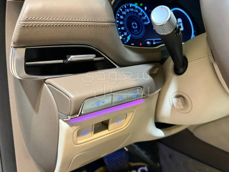 2021 جينيسيس جي في 80