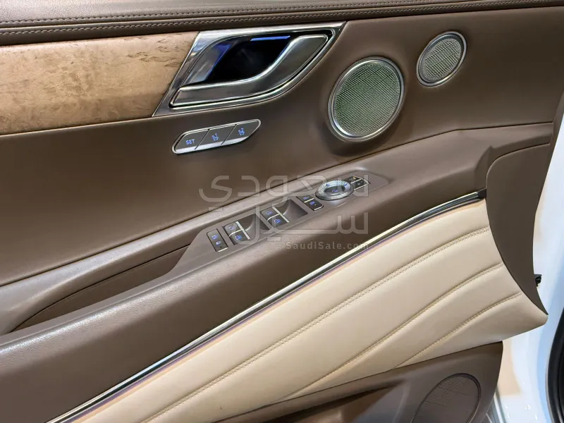 2021 جينيسيس جي في 80