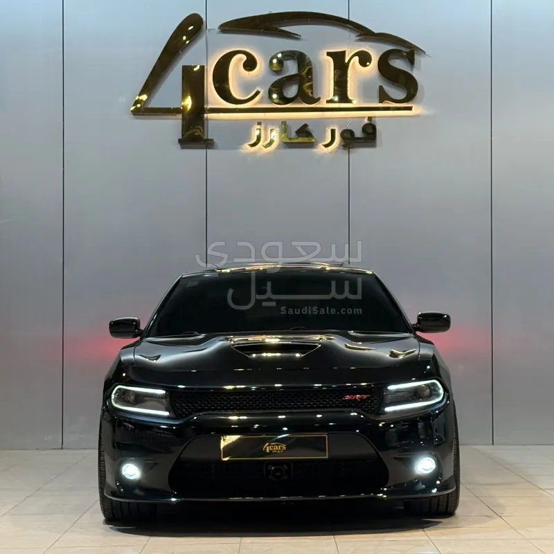 2015 دودج تشارجر اس ار تي