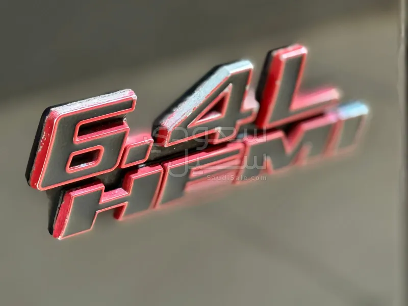 2015 دودج تشارجر اس ار تي