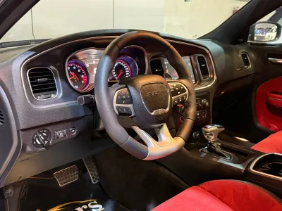 2015 دودج تشارجر اس ار تي