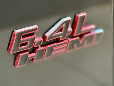 2015 دودج تشارجر اس ار تي