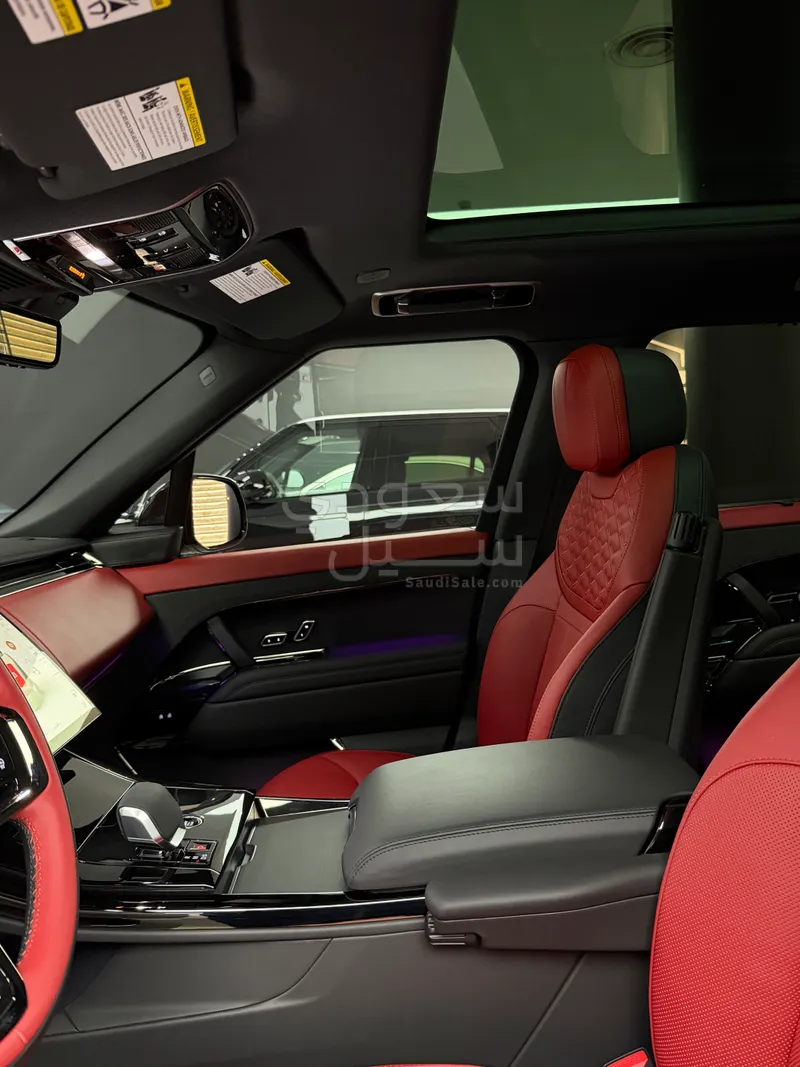 2025 لاند روفر رينج روفر سبورت اتش اس اي