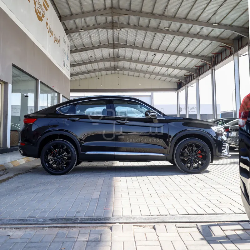 2022 جيلي توجيلا