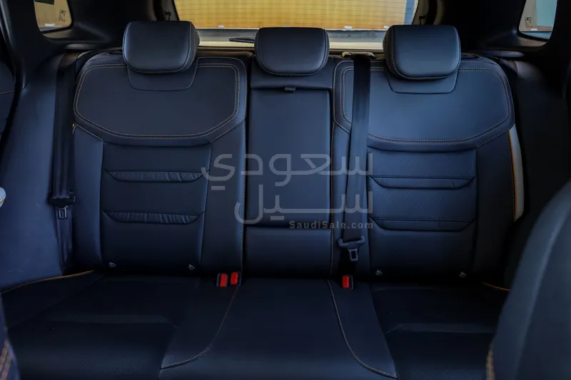 2024 فورد تيريتوري تيتانيوم بلس