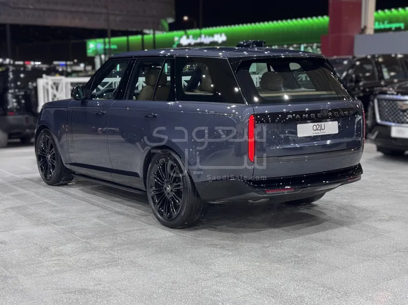 2025 لاند روفر رينج روفر فوج اس اي