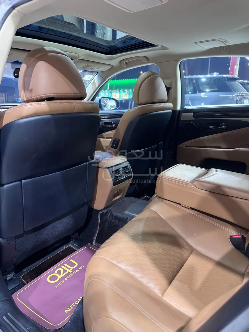 2015 لكزس إل إس 460