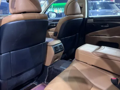 2015 لكزس إل إس 460