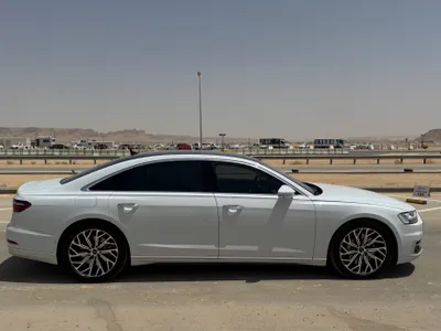 2018 اودي اي 8 ال 55تي اف اس أي