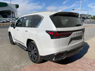 2025 Lexus LX 600