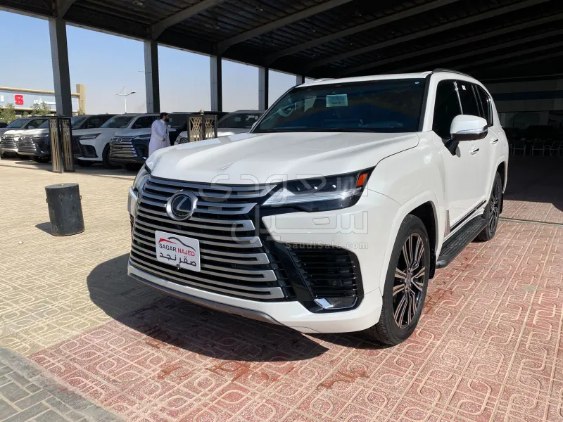 2024 Lexus LX 600