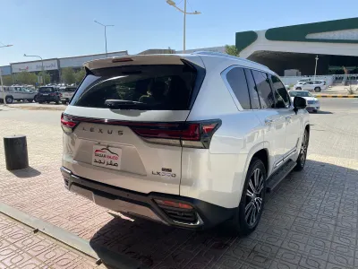 2024 Lexus LX 600