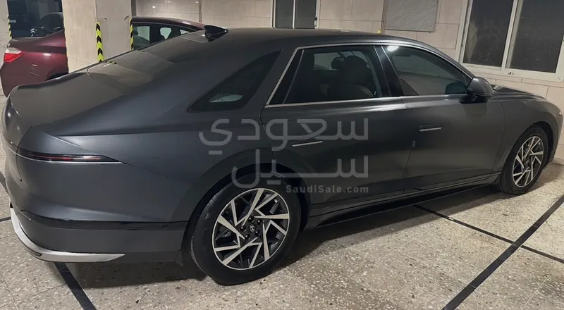 2024 هيونداي ازيرا سمارت