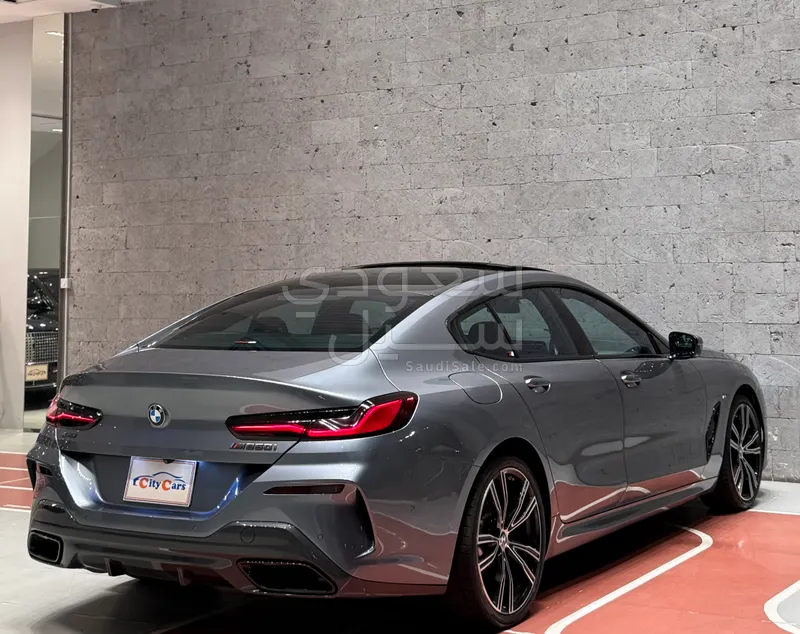 2021 بي ام دبليو الفئة الثامنة إم 850 أي