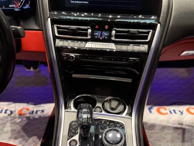 2021 بي ام دبليو الفئة الثامنة إم 850 أي