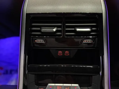 2021 بي ام دبليو الفئة الثامنة إم 850 أي