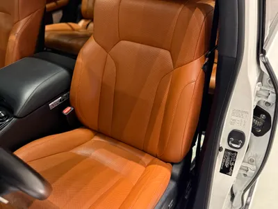 2020 لكزس إل إكس 570